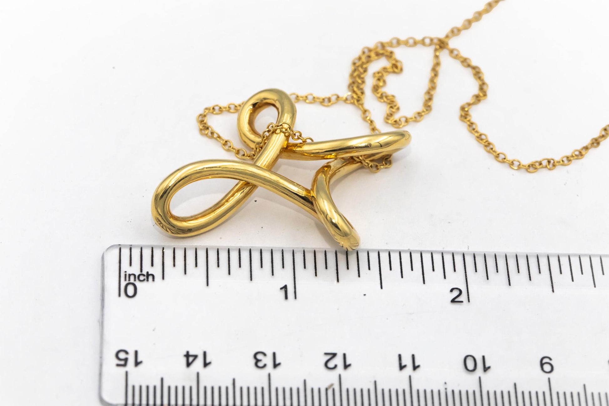 TIFFANY & CO. Vintage 18k Gold Elsa Peretti Infinity Cross Pendant Necklace