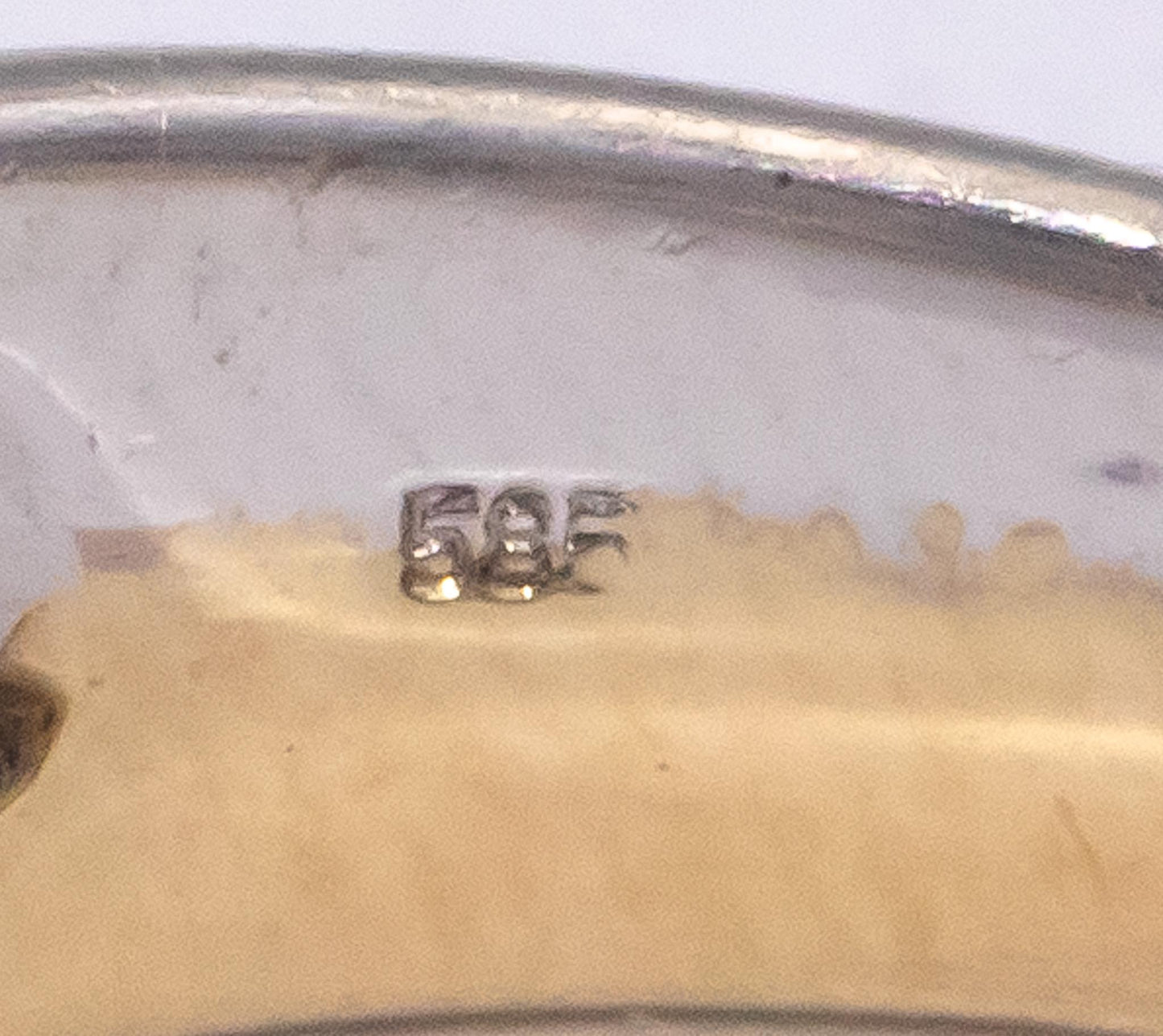 14k White and Yellow Gold 0.25CT VS Round Cut Diamond Band Ring Size 7.5