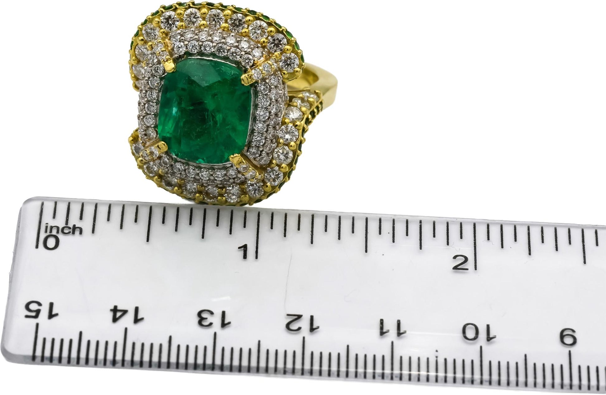 STAMBOLIAN 18k Yellow Gold Emerald and VS Diamond Cocktail Ring 10.50CT Size 8
