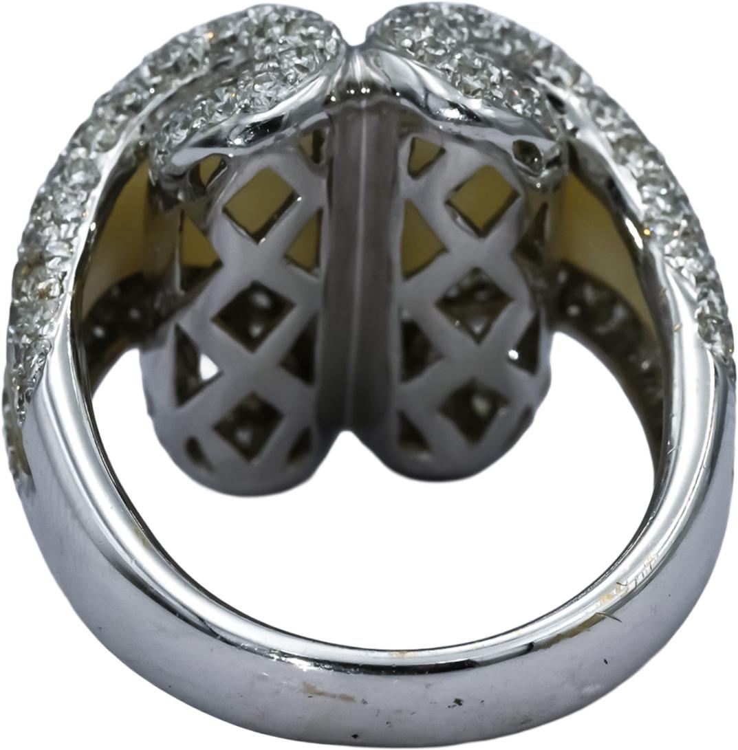 18k White Gold VS Diamond and Mother of Pearl Cocktail Ring 2.0CT Size 7