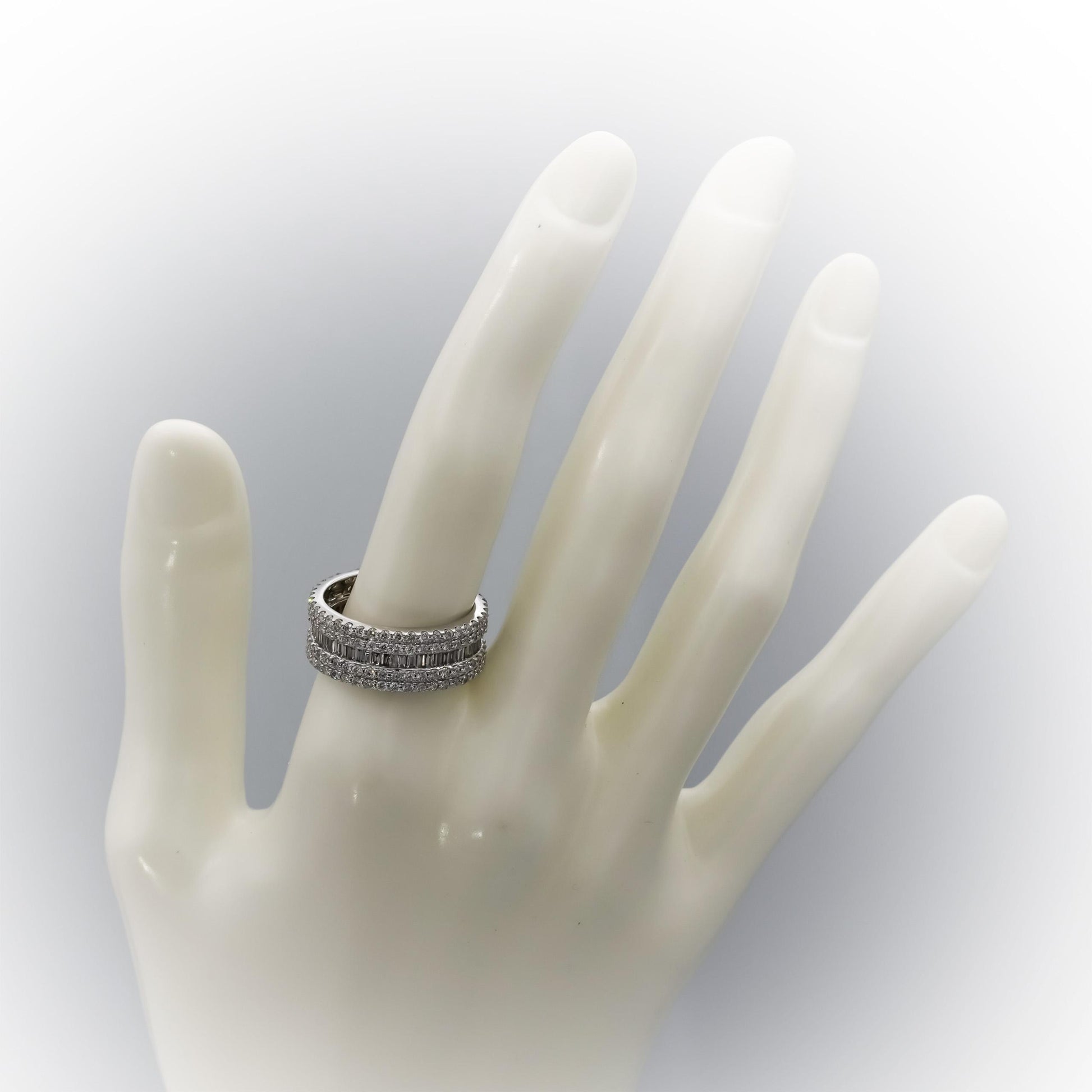 14k White Gold VS Round and Baguette Diamond Eternity Ring 3.0CT Size 8