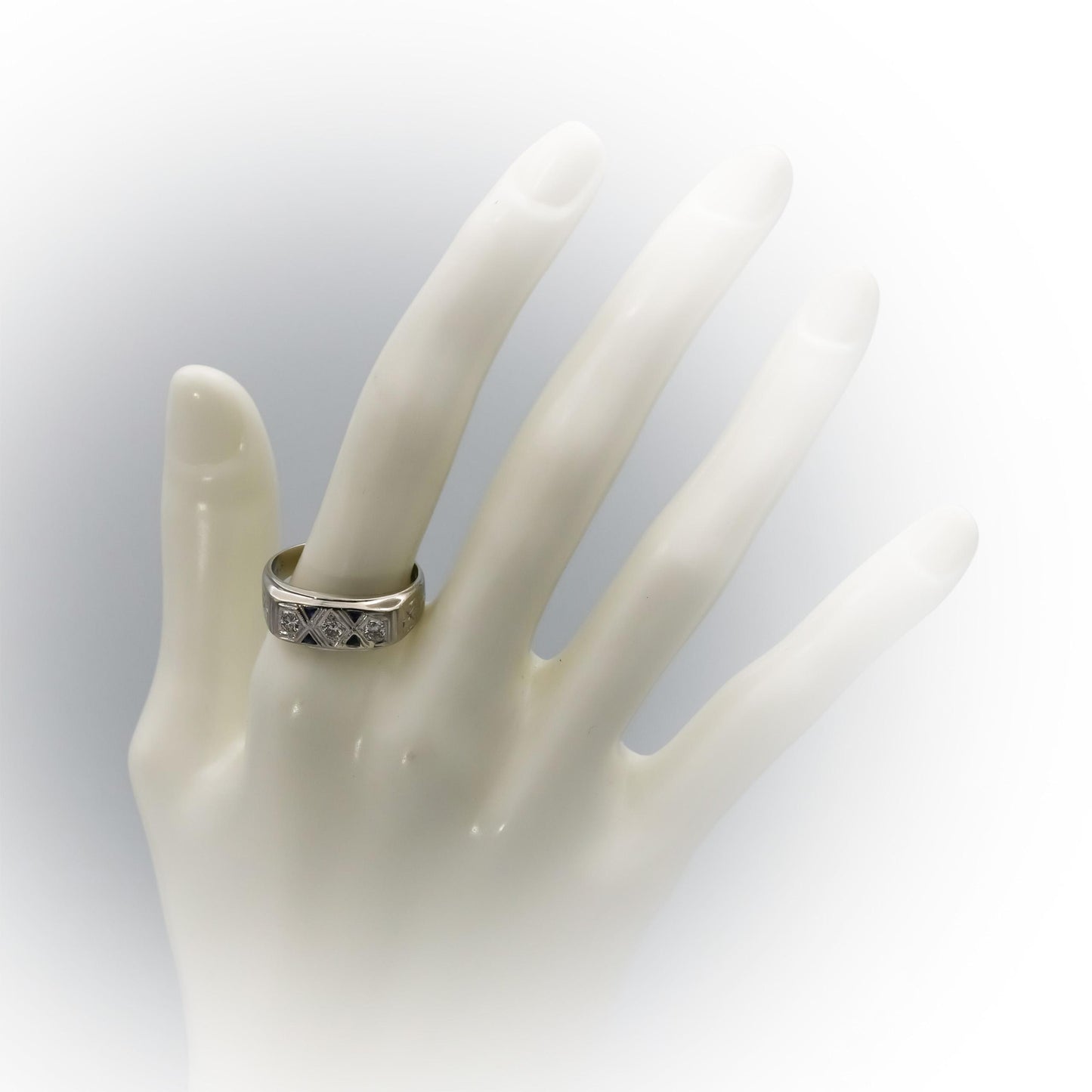 Vintage Antique 14k White Gold Diamond and Sapphire Band Ring 0.30CT Size 9.5