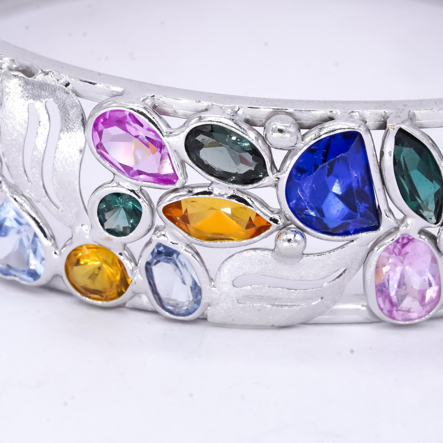 14k White Gold 12.0CT Rainbow Synthetic Gemstone Bangle Bracelet