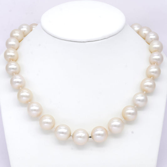 18k White Gold 0.10CT VS Diamond & 11.7 - 14.5mm South Sea Pearl Strand Necklace