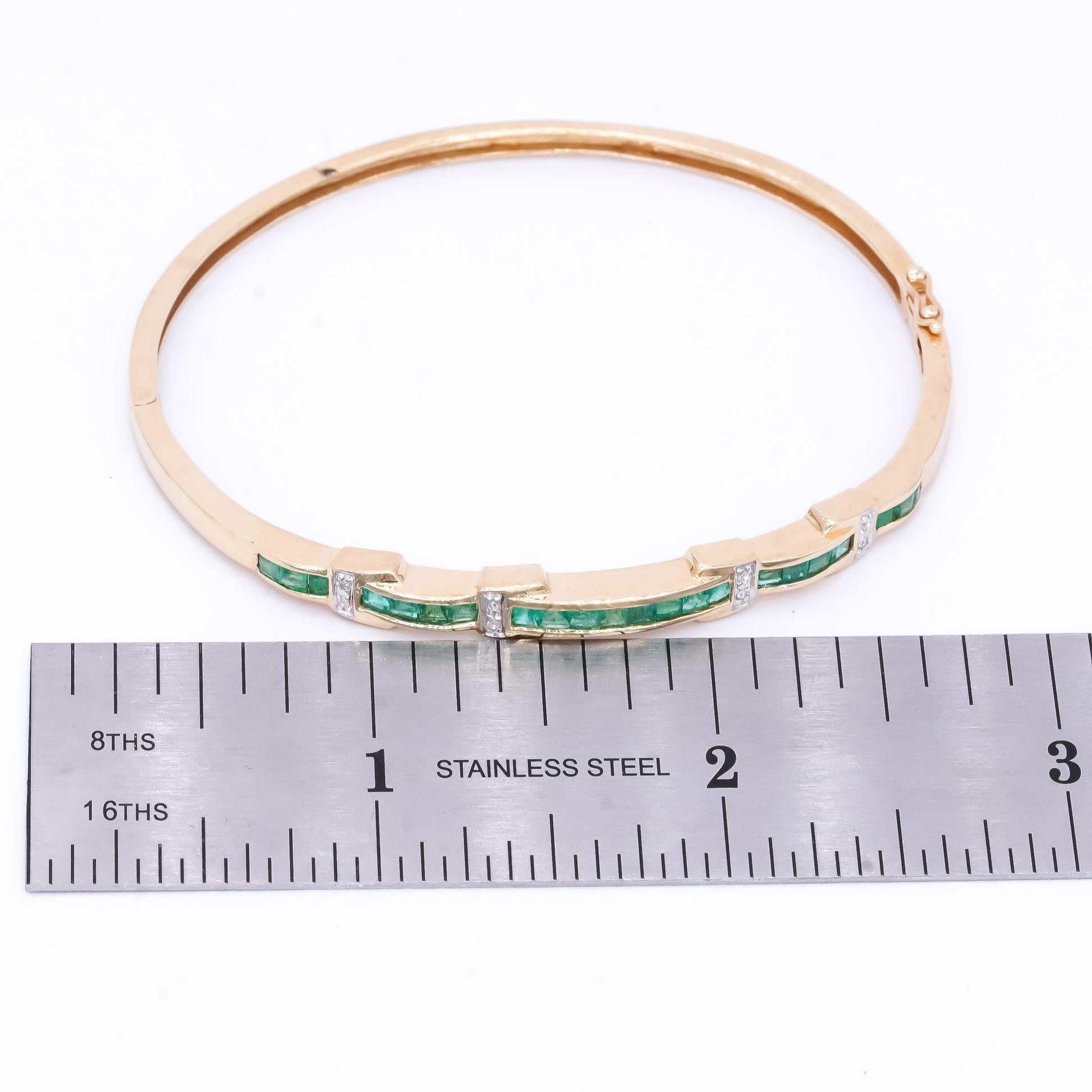 14k Yellow Gold Jewelry 0.80CT Diamond and Emerald Bangle Bracelet