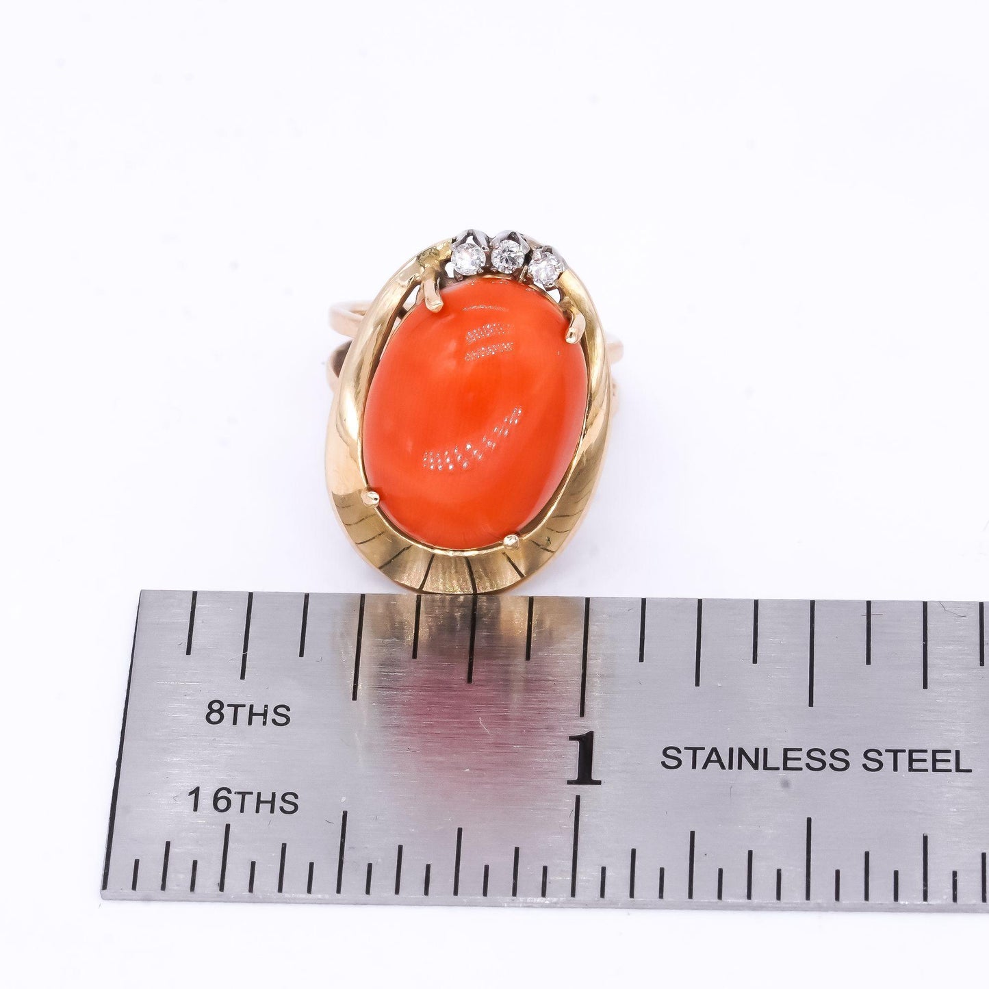 14k Yellow Gold 0.10ct Diamond and Coral Retro Cocktail Ring Size 3.5