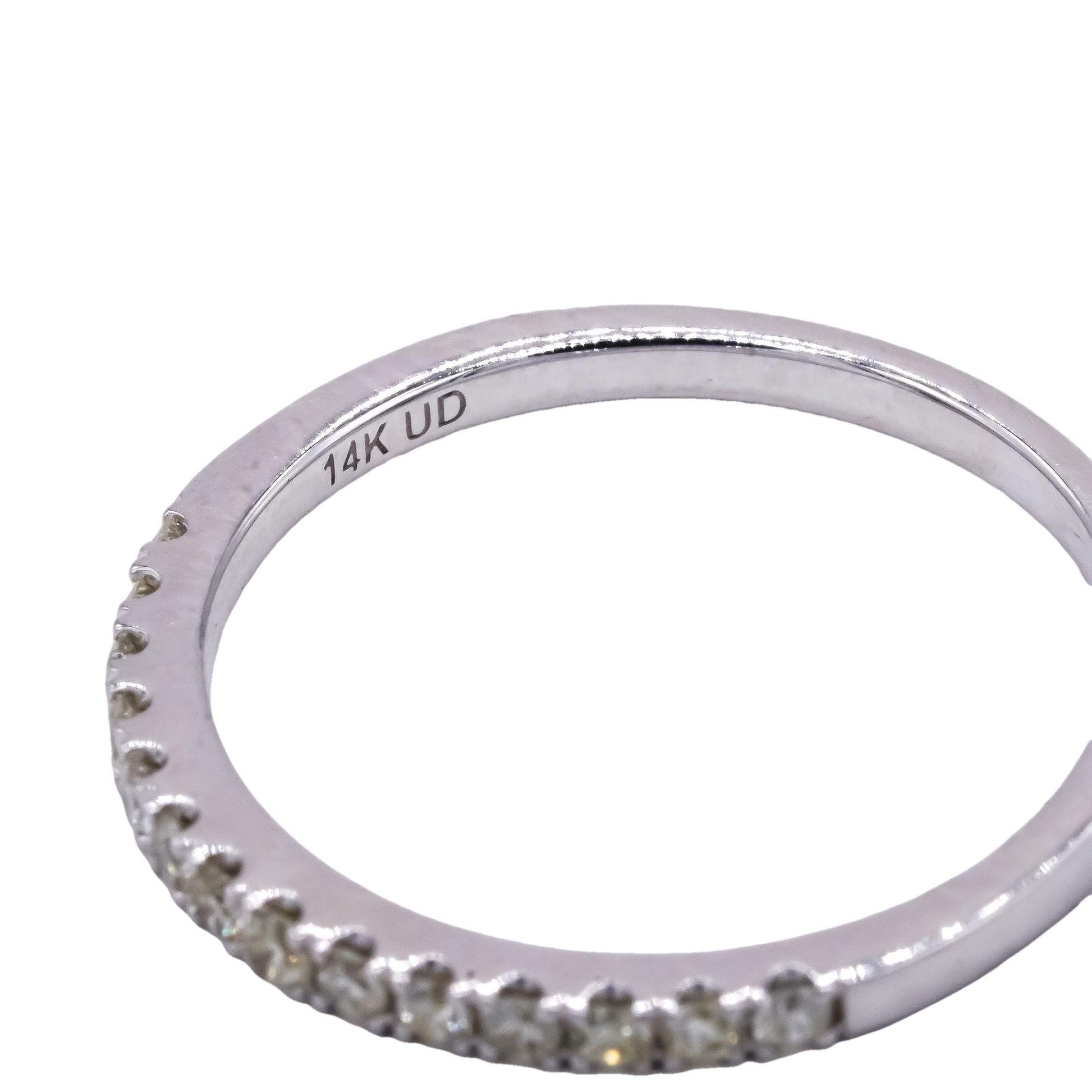 14k White Gold 0.27CT Diamond Shared Prong Stackable Band Ring size 7.25