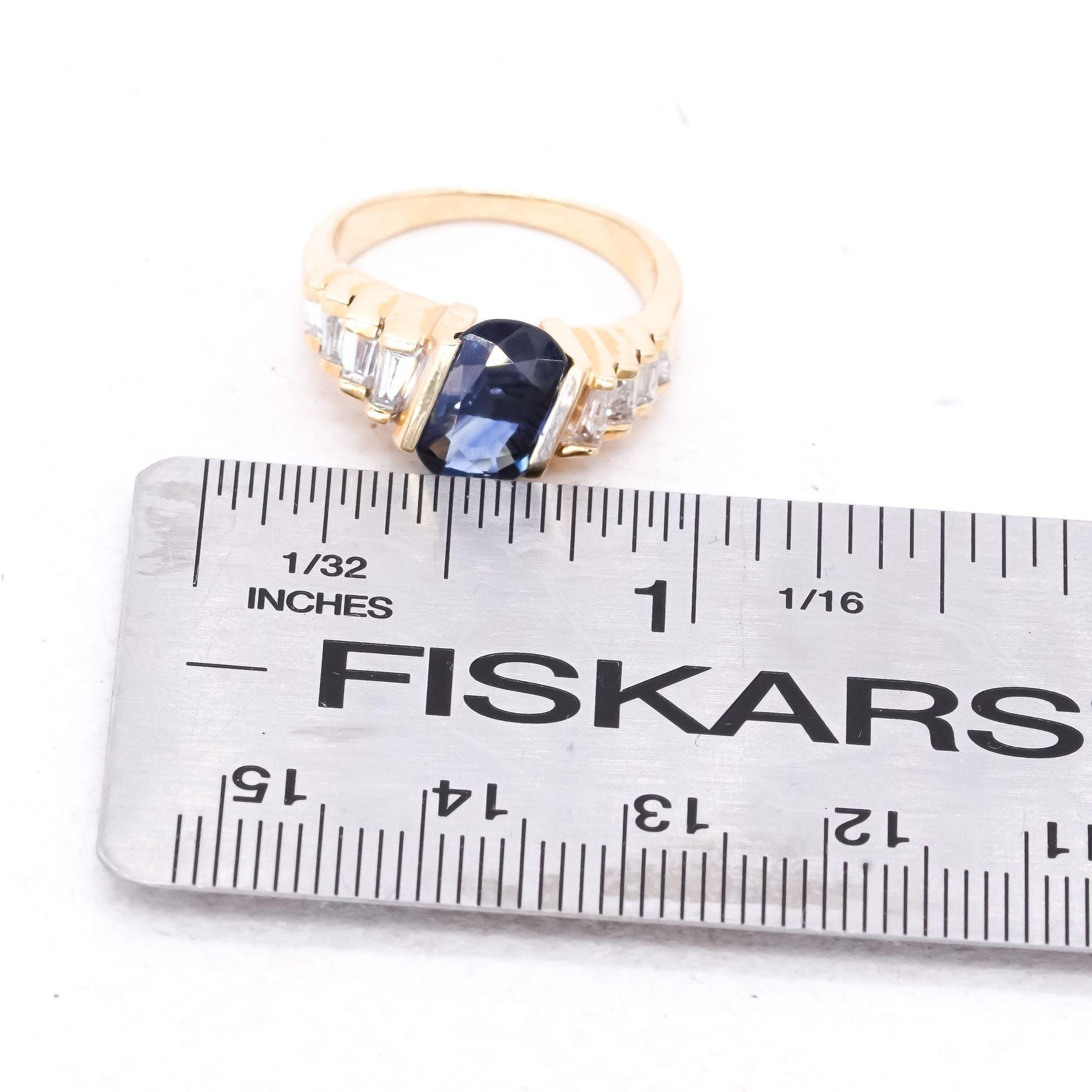 18k Yellow Gold 2.75CT VS Diamond & Sapphire Ring size 6.75