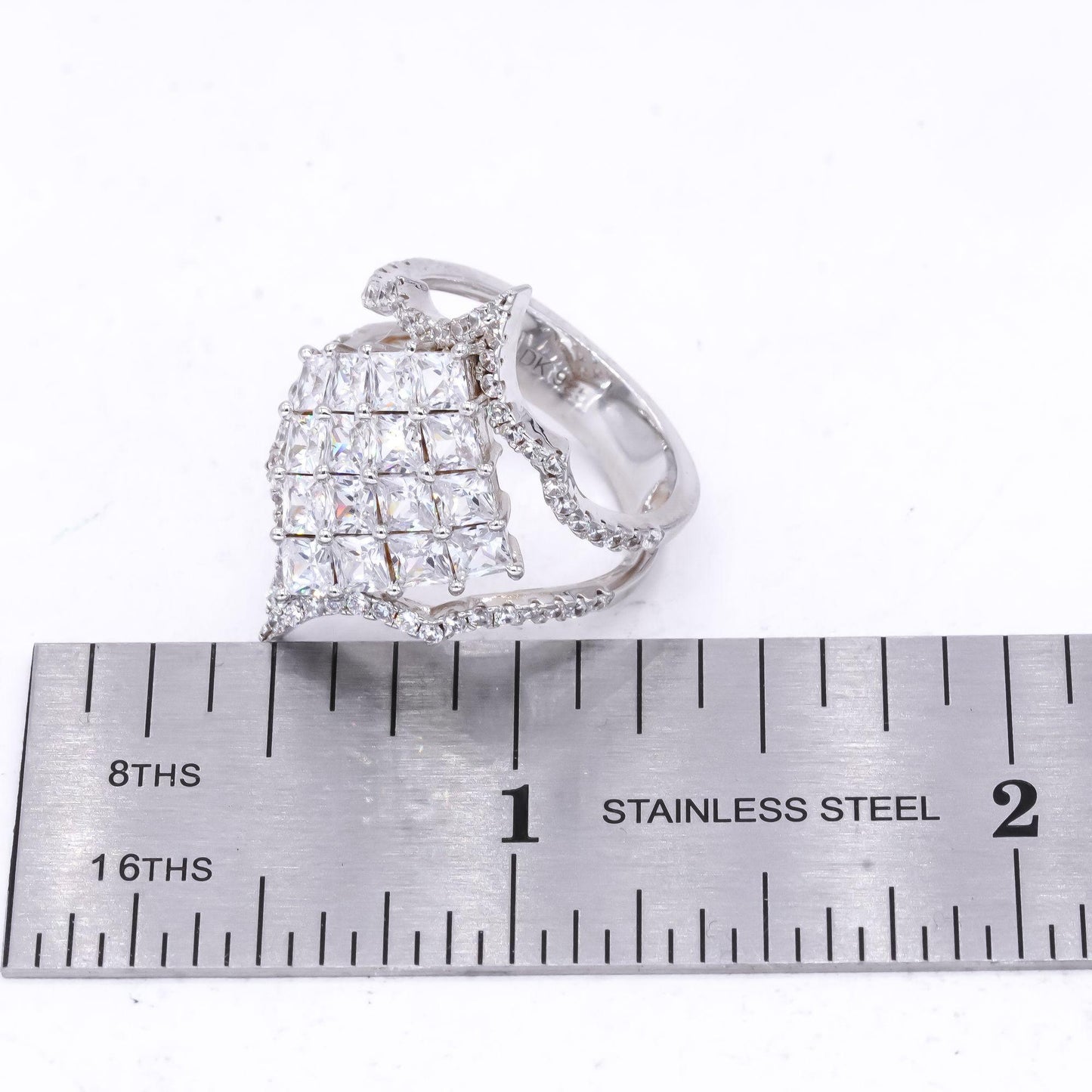 Sterling Silver 4.0CT White Cubic Zirconia Cluster Cocktail Ring size 7