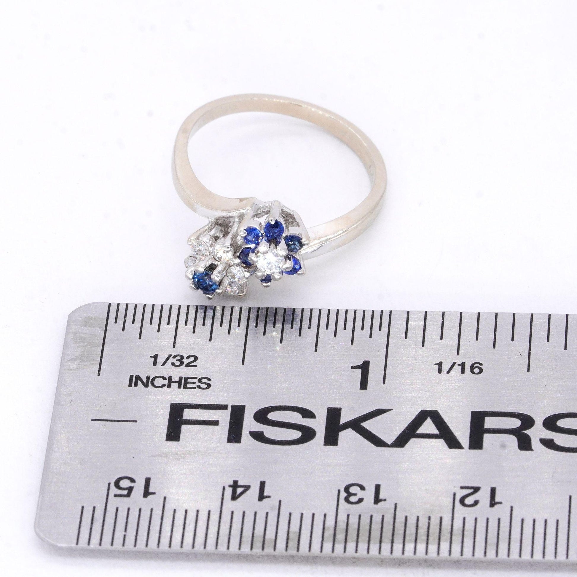 14k White Gold 0.30CT Diamond and Sapphire Double Flower Ring Size 7.5