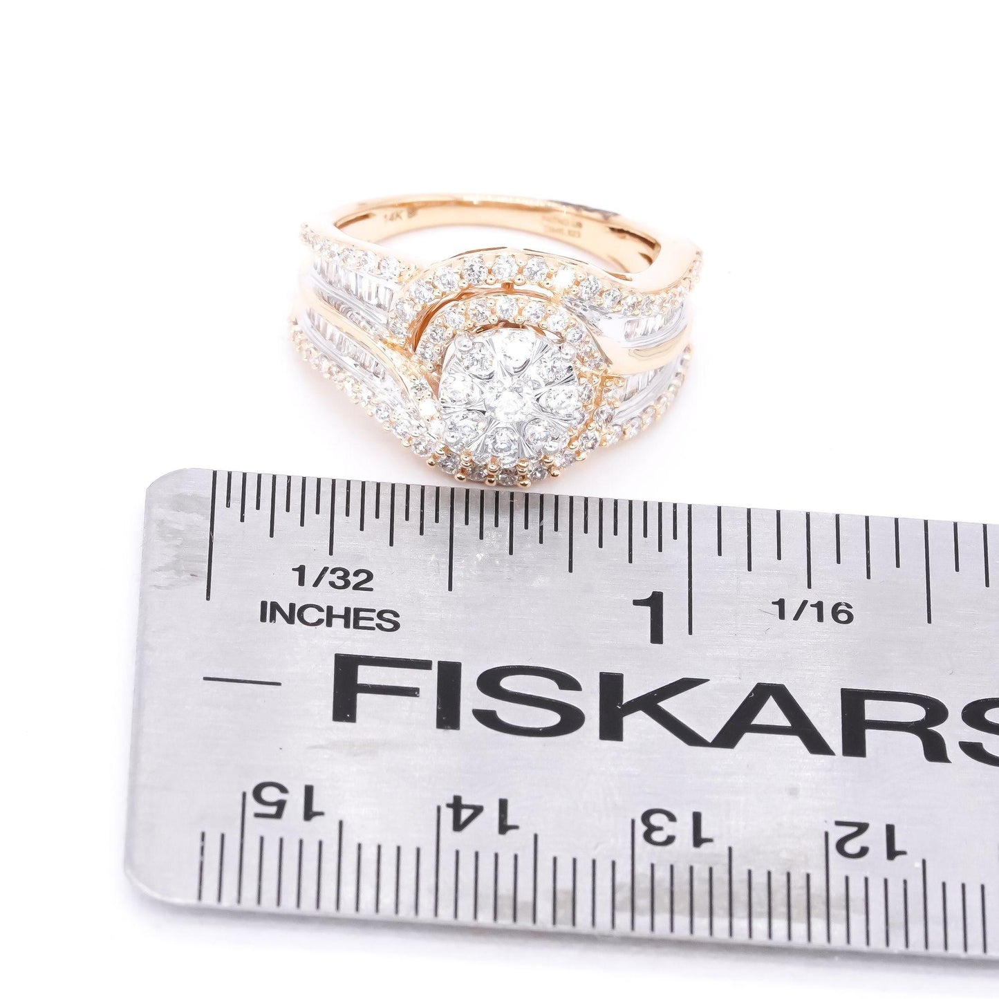 14 White & Yellow Gold 0.82CT Diamond Swirl Cluster Cocktail Ring size 7