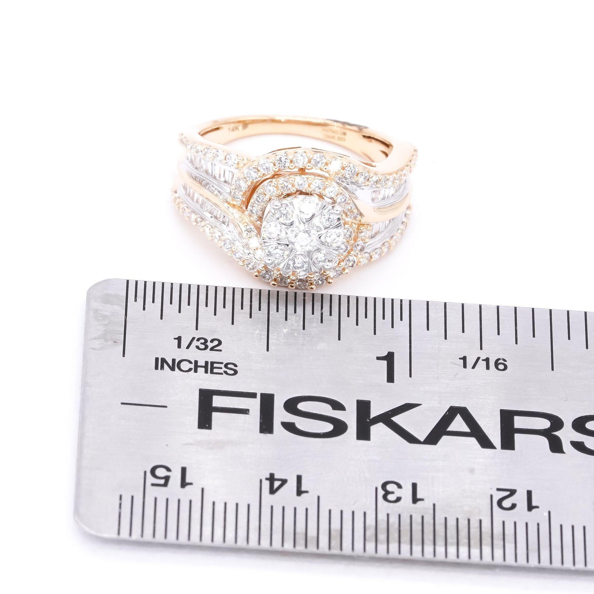 14 White & Yellow Gold 0.82CT Diamond Swirl Cluster Cocktail Ring size 7