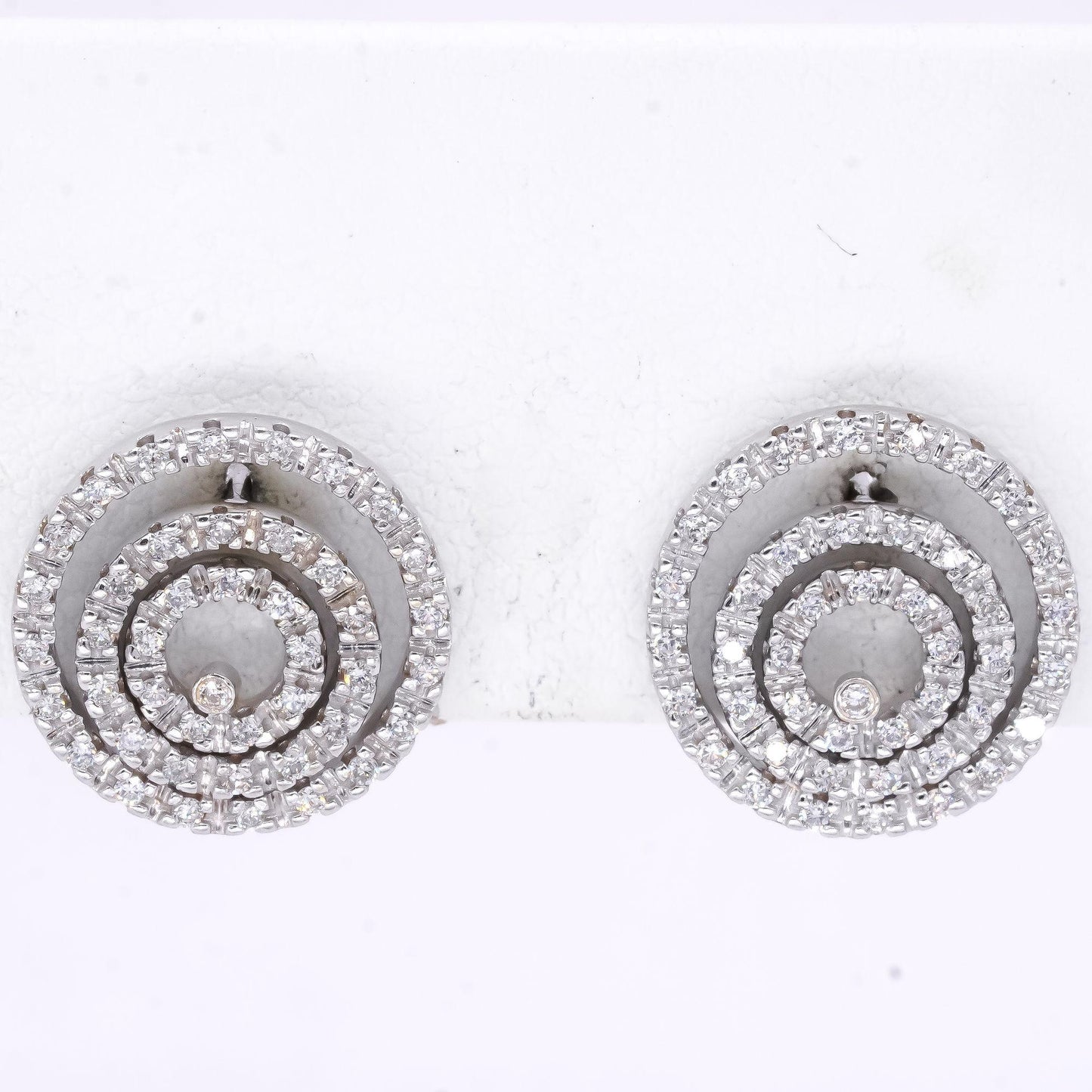 18k White Gold 0.75ct VS Diamond Circle Cluster Earrings