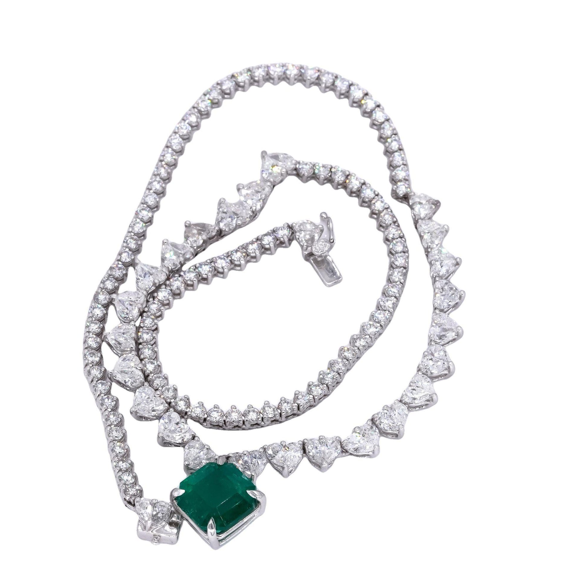 18k White Gold 24.07ct VS Diamond & Colombian Emerald Formal Necklace