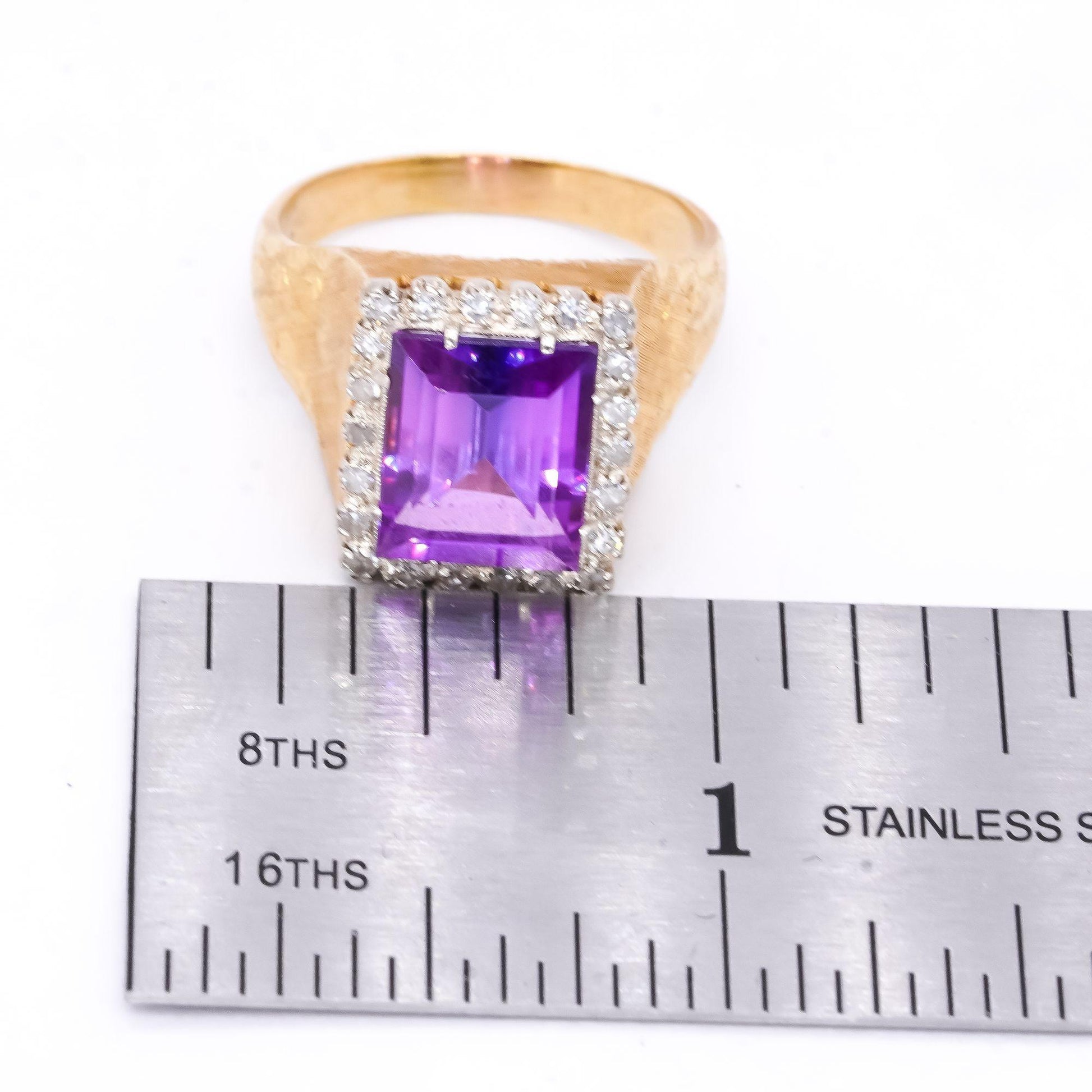 18k Yellow Gold 0.35CT Diamond & Synthetic Purple Sapphire Retro Ring size 9.25