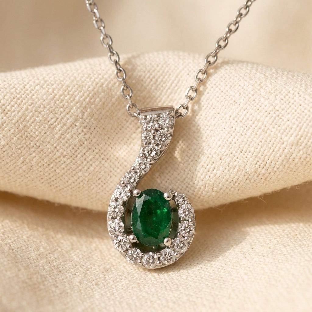 14k White Gold Diamond and Emerald Pendant Necklace 1.15CT