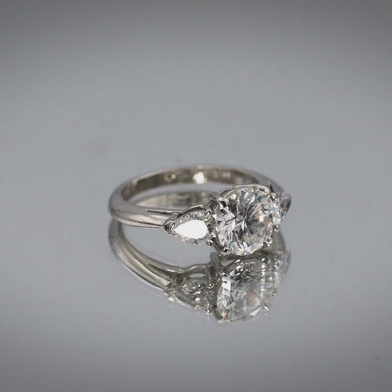 TIFFANY  CO. Platinum 2.67CT 3 Stone Diamond Engagement Ring D VS1