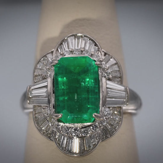 Platinum VS Diamond and Emerald Cocktail Ring 4.0CTW Size 7