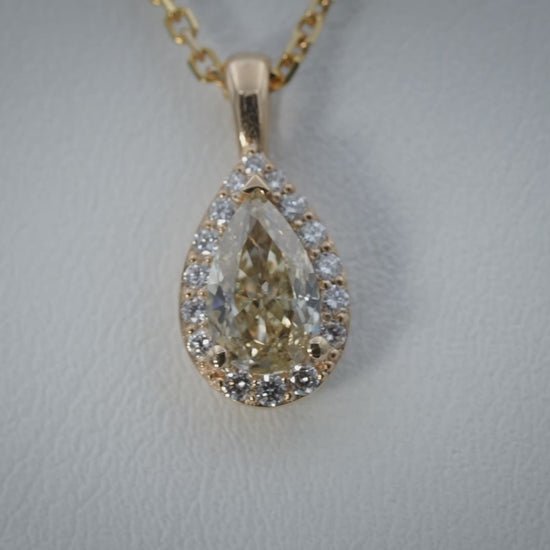 18k & 14k Yellow Gold White & Light Yellow Diamond Pendant Necklace 1.12CT