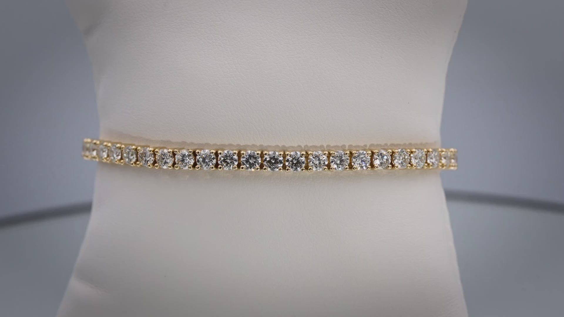 14k Yellow Gold VS Round Diamond Tennis Bracelet 8.39CT