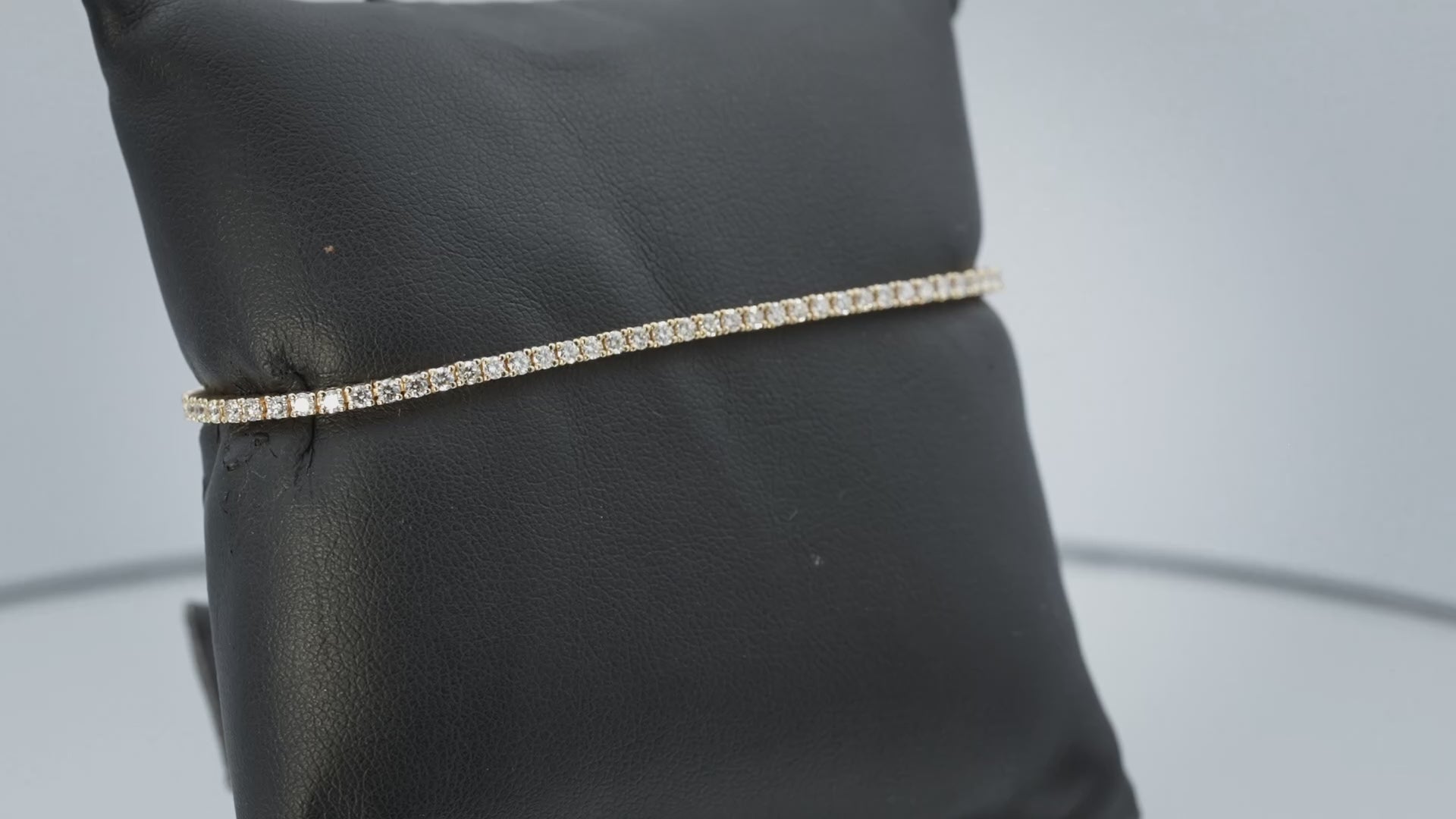 14k Yellow Gold VS Round Diamond Tennis Bracelet 2.08CT