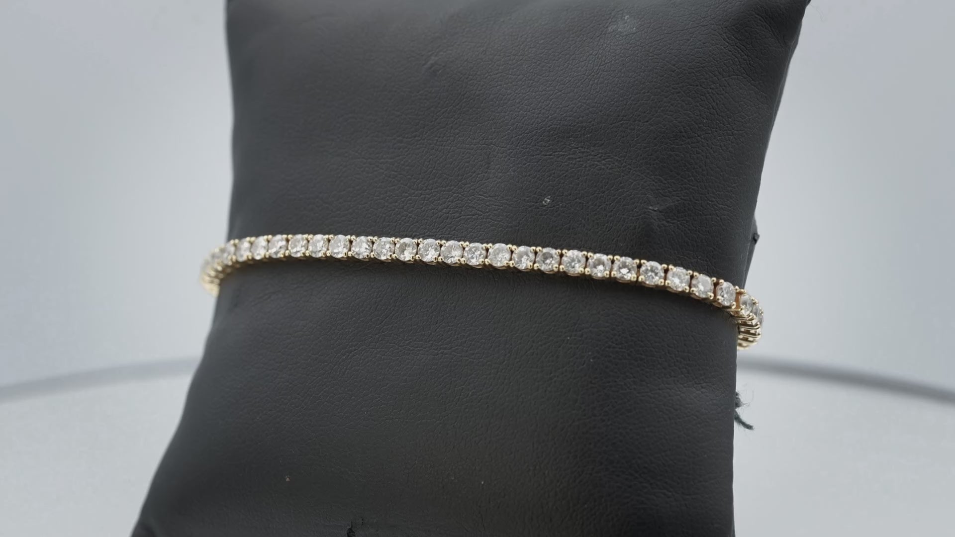 14k Yellow Gold Round Diamond Tennis Bracelet 5.20CT